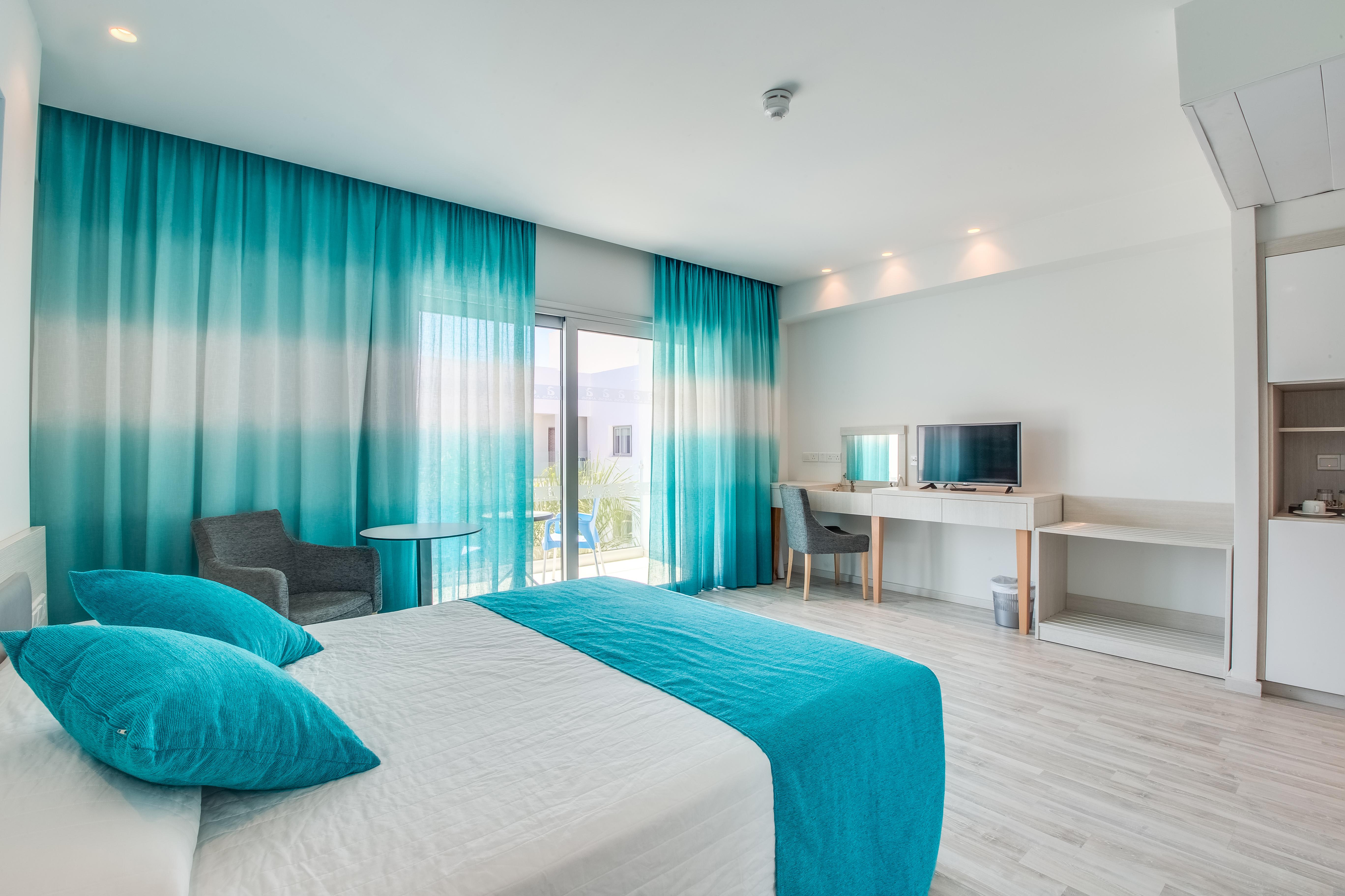 Anesis Hotel Ayia Napa Exterior photo