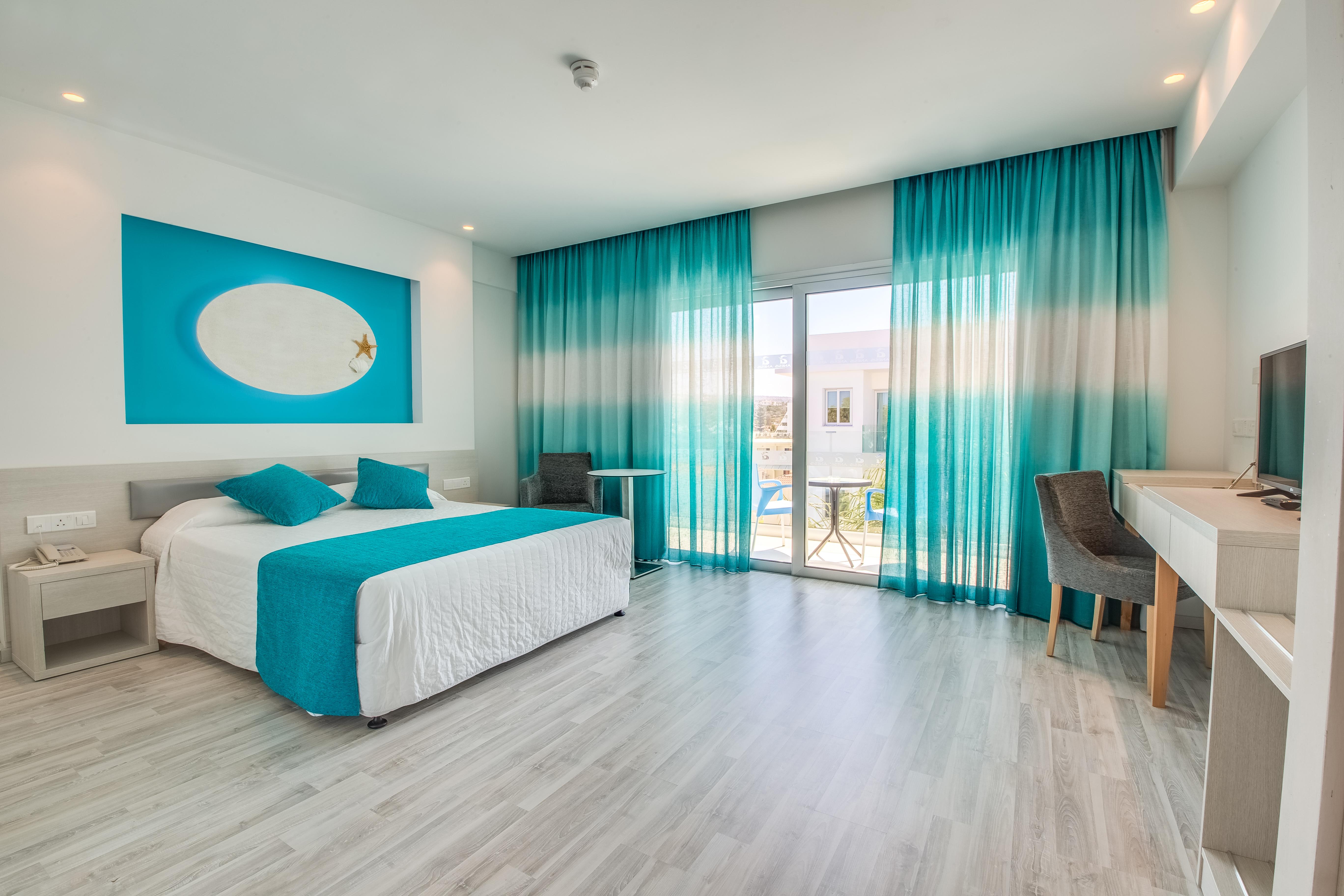 Anesis Hotel Ayia Napa Exterior photo