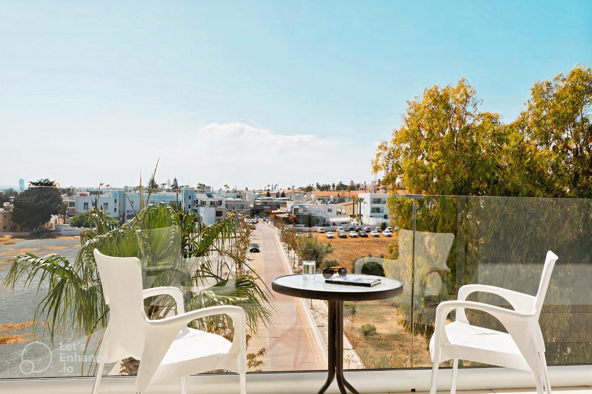 Anesis Hotel Ayia Napa Exterior photo